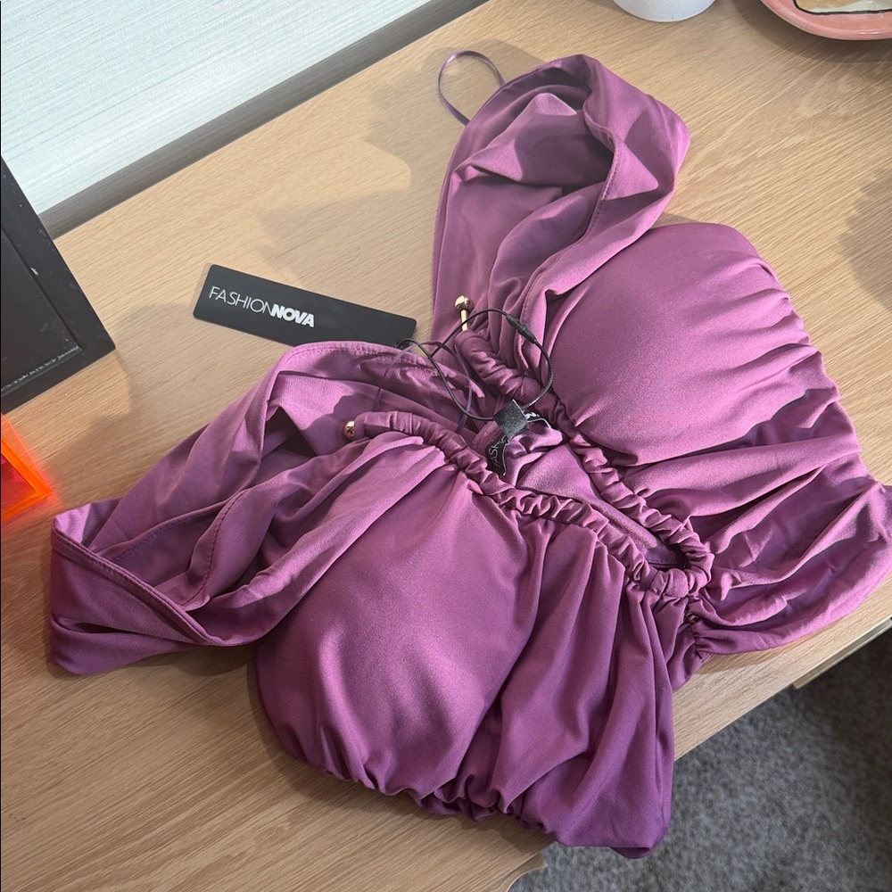 NWT Fashion Nova top